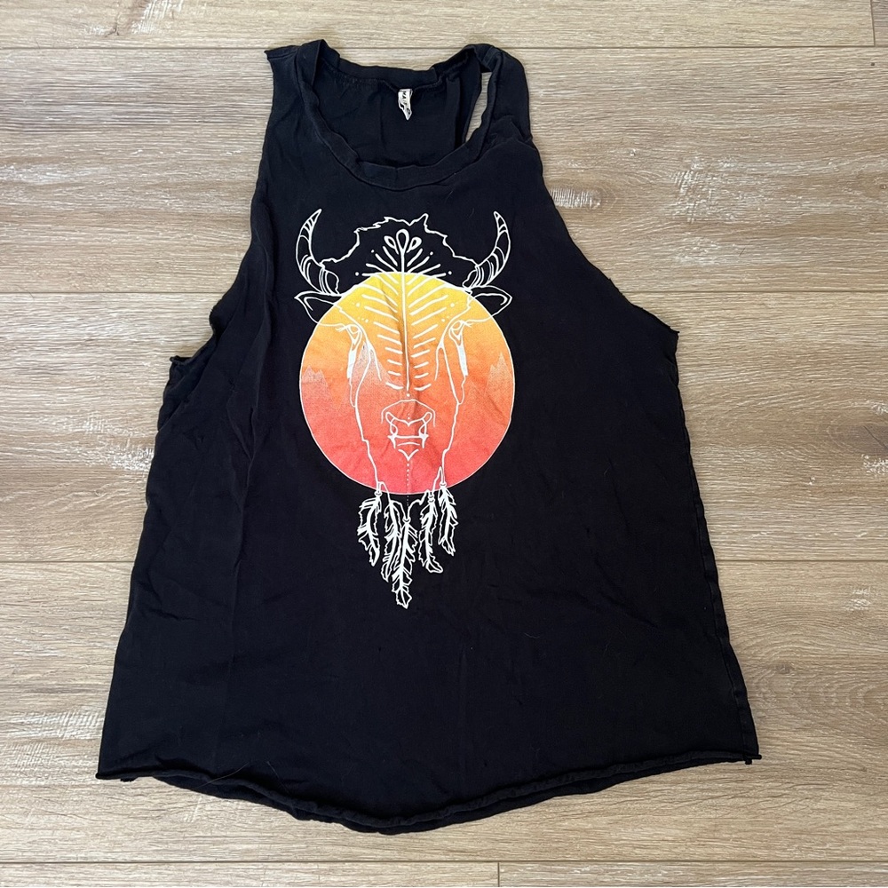 Emma & Sam Vintage Cutoff Tee
